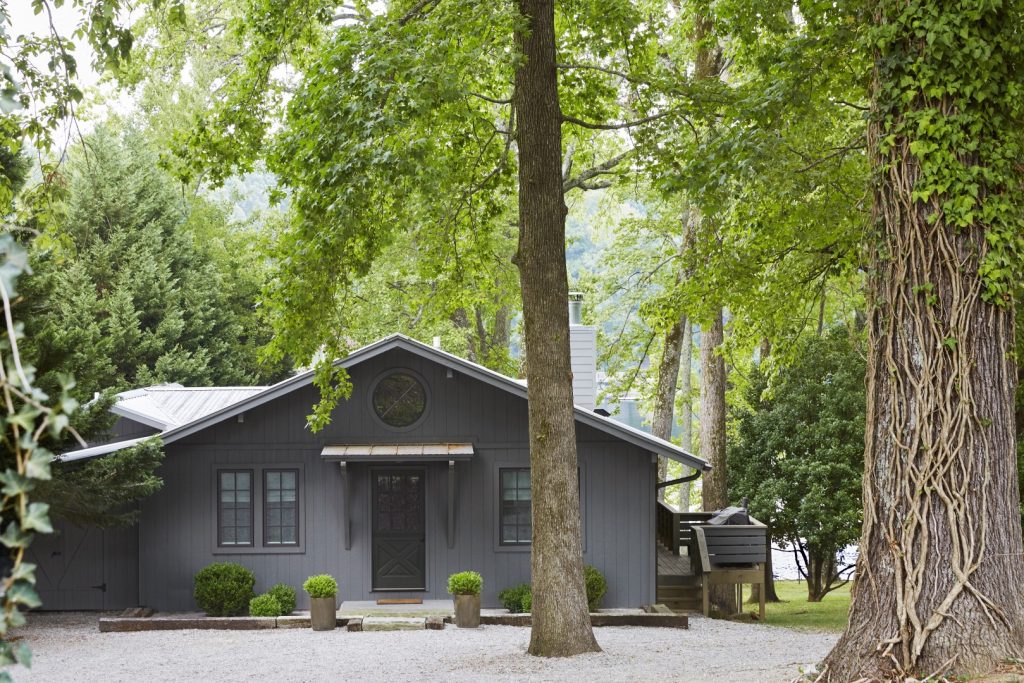 CampColeman – Exterior